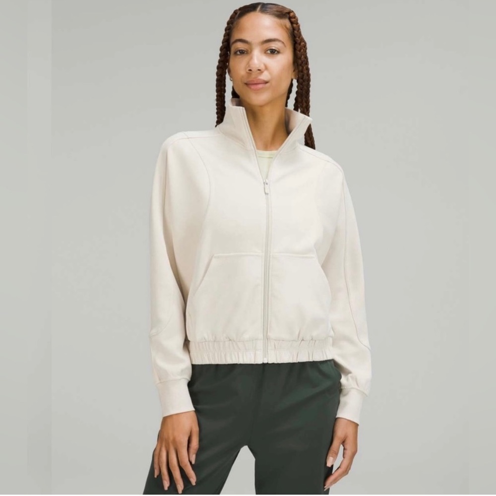 Lululemon NWT Softsreme Funnel Neck Full zip.